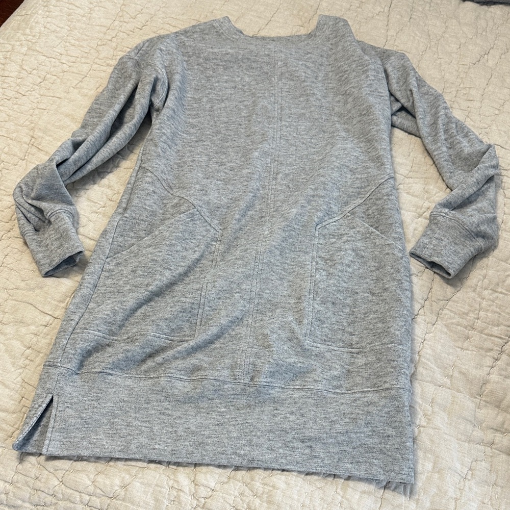 Sweatshirt dress